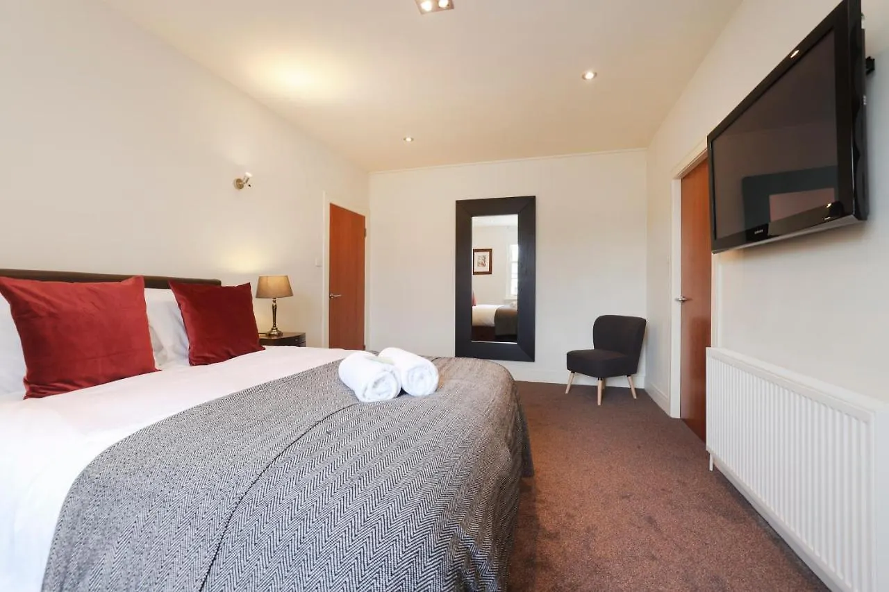 Apartment Joivy Spacious 2 Bed,2 Bath Flat, Free Parking And Rooftop Terrace Edinburgh United Kingdom